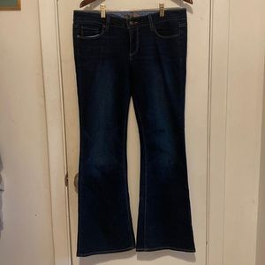 Paige denim Petit Laurel Canyon size 31